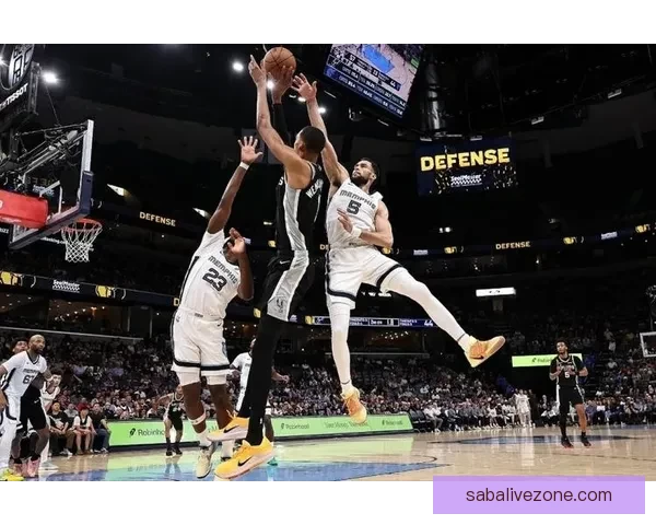 文班三节统治攻防狂揽19分15板7帽马刺七连胜大胜灰熊并送其无缘季后赛